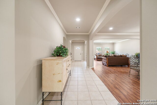 Listing photo id 5 for 38 Atwell