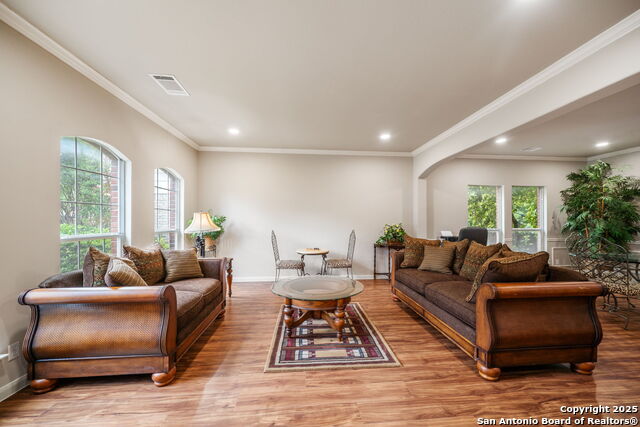 Listing photo id 6 for 38 Atwell