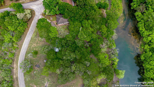 Image 11 of 34 For 1600 River Trl