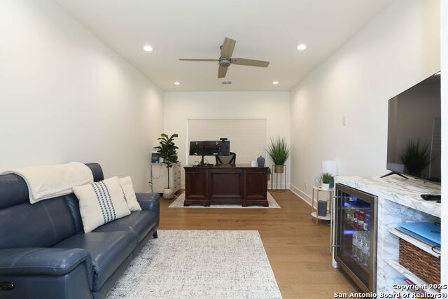 Image 17 of 31 For 101 Chama Dr