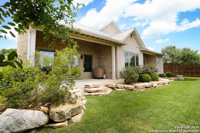 Image 30 of 31 For 101 Chama Dr