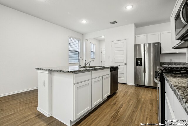 Image 11 of 48 For 4422 Chandler Rd 26