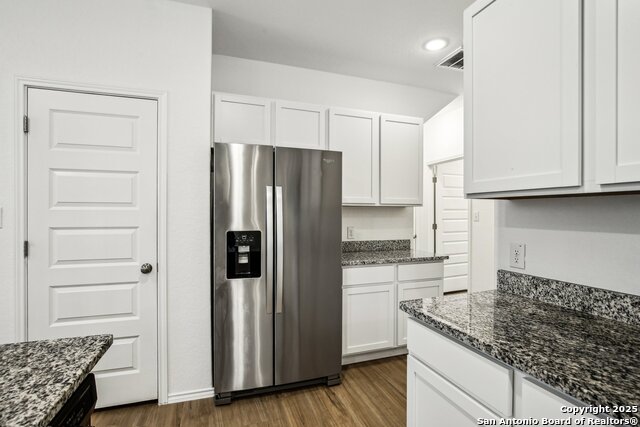 Image 14 of 48 For 4422 Chandler Rd 26