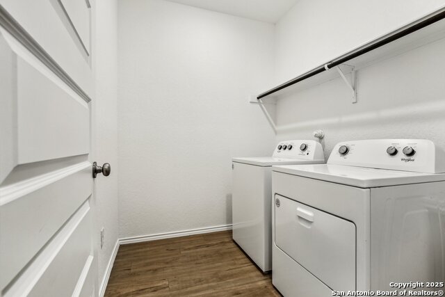 Image 17 of 48 For 4422 Chandler Rd 26