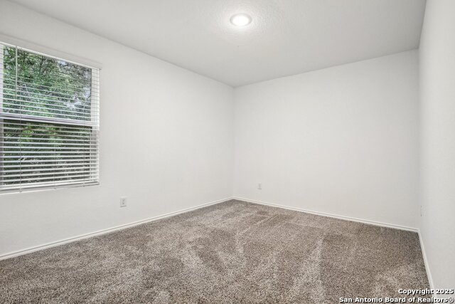 Image 31 of 48 For 4422 Chandler Rd 26