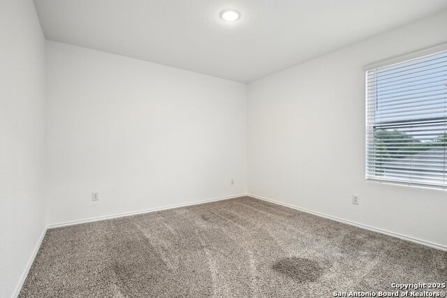 Image 33 of 48 For 4422 Chandler Rd 26