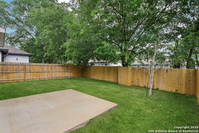 Image 46 of 48 For 4422 Chandler Rd 26