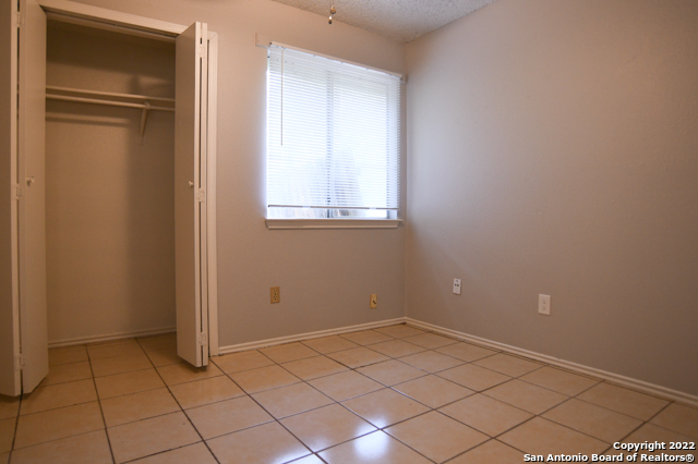 Image 10 of 14 For 8866 Meadow Range St