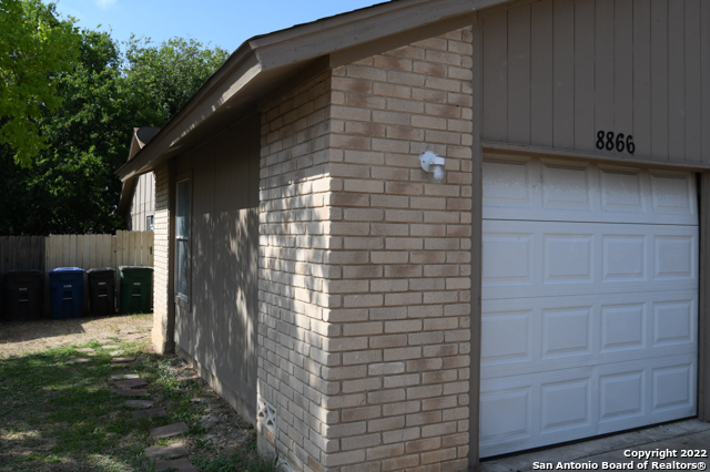 Image 2 of 14 For 8866 Meadow Range St