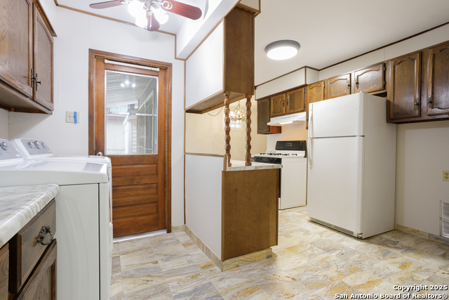 Listing photo id 3 for 230 Ravenhill