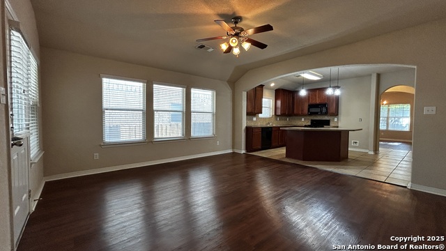 Image 13 of 38 For 906 Siena View