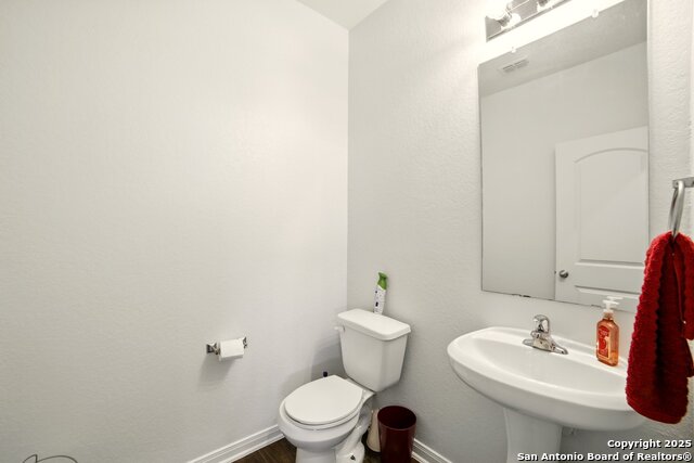 Listing photo id 9 for 15237 Snug Harbor