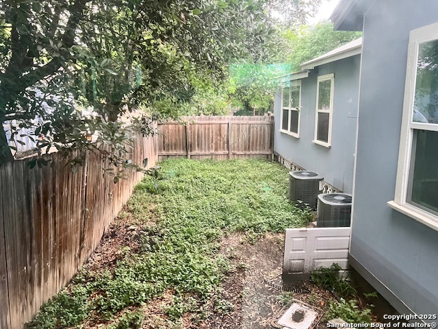 Image 11 of 12 For 1601 West Craig Pl  2