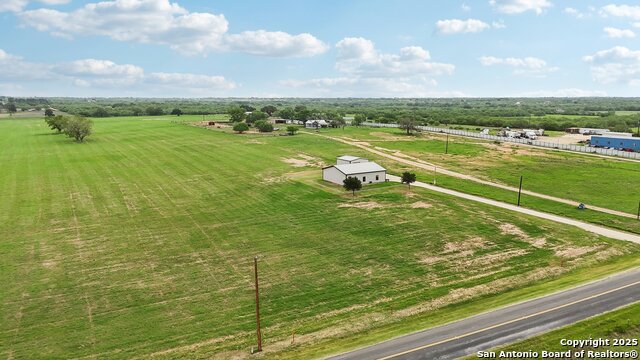 Image 10 of 22 For 12885 La Vernia Rd