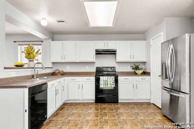 Listing photo id 9 for 846 Barrel Pt