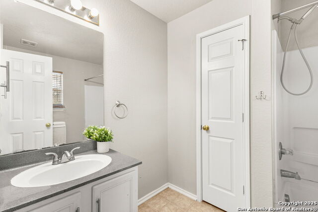 Listing photo id 19 for 846 Barrel Pt