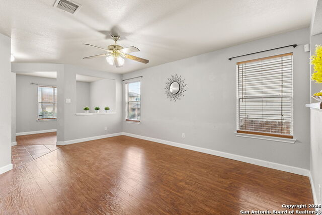 Listing photo id 5 for 846 Barrel Pt
