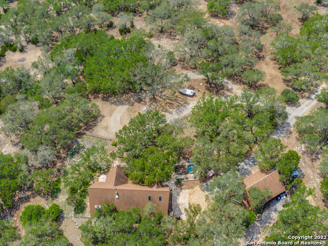 Listing photo id 20 for 3772 Spring Branch Rd