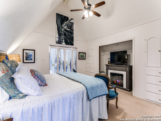 Listing photo id 7 for 3772 Spring Branch Rd