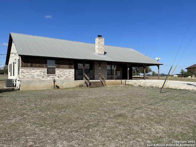 Details for 466 Wood View Cir, Bandera, TX 78003