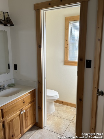 Image 13 of 16 For 466 Wood View Cir