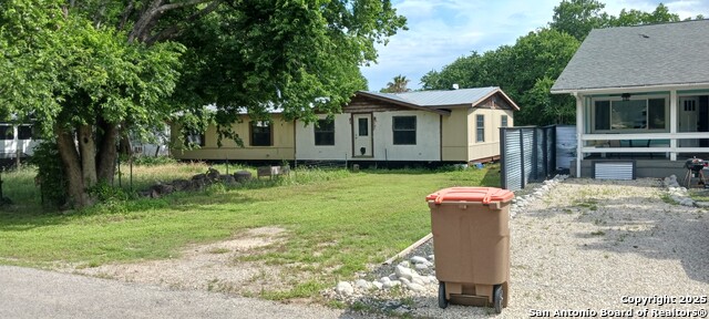 Details for 1526 Roadside, Canyon Lake, TX 78133