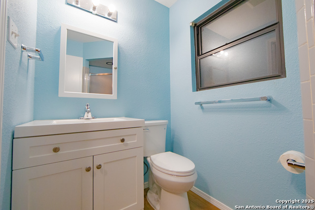 Image 27 of 36 For 4722 Creekmoor