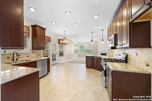 Image 10 of 48 For 22315 Navasota Cir