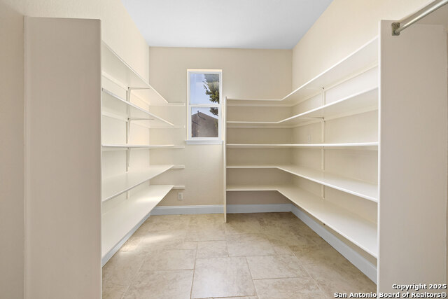Image 13 of 48 For 22315 Navasota Cir