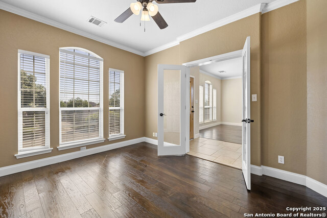 Image 6 of 48 For 22315 Navasota Cir