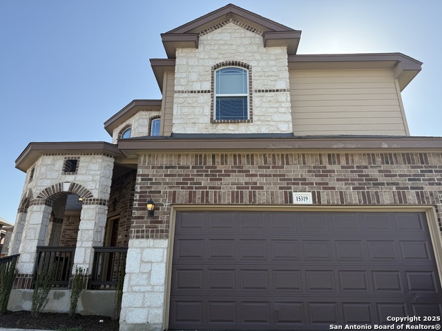 Listing photo id 1 for 15319 Comanche