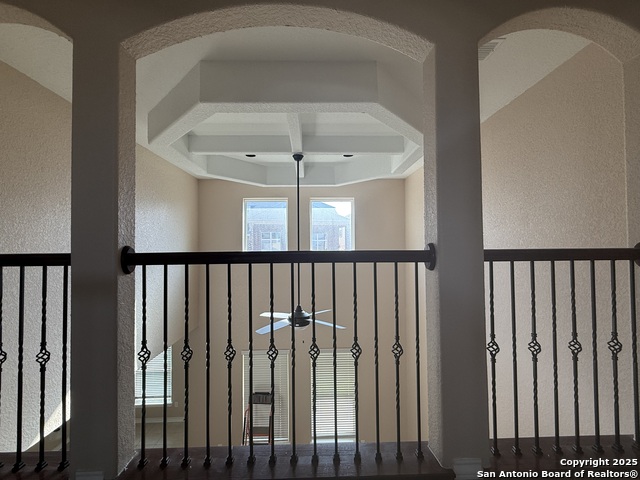 Listing photo id 6 for 15319 Comanche