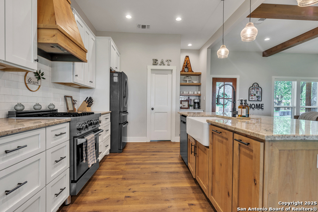 Image 10 of 38 For 1026 Timbercrest S