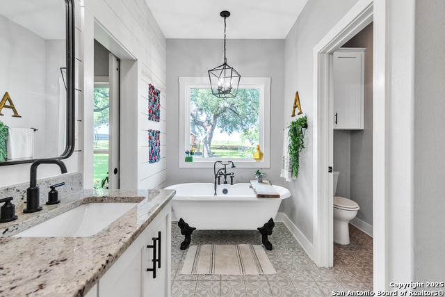 Image 16 of 38 For 1026 Timbercrest S