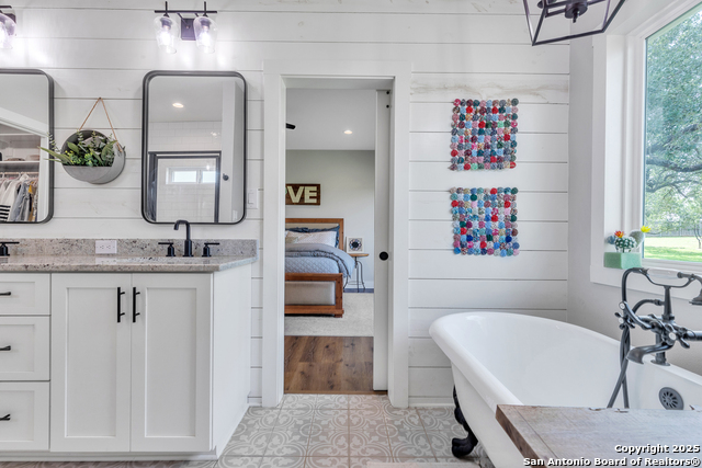 Image 17 of 38 For 1026 Timbercrest S