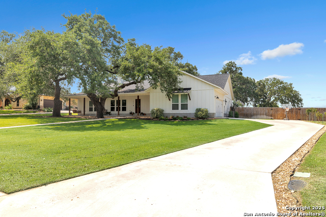 Image 3 of 38 For 1026 Timbercrest S