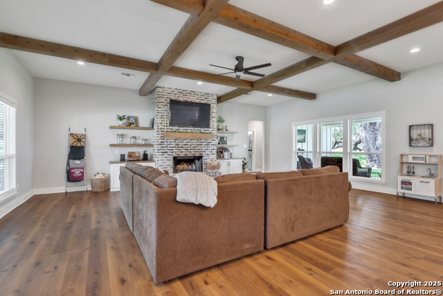 Image 6 of 38 For 1026 Timbercrest S