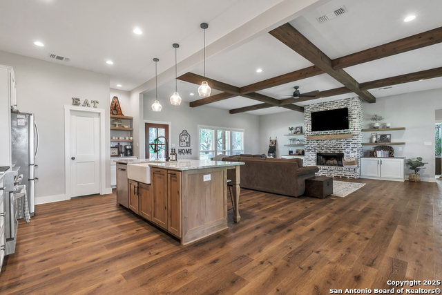 Image 8 of 38 For 1026 Timbercrest S