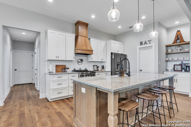 Image 9 of 38 For 1026 Timbercrest S