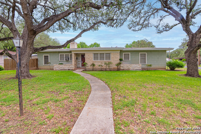 Details for 451 Burges  , Seguin, TX 78155