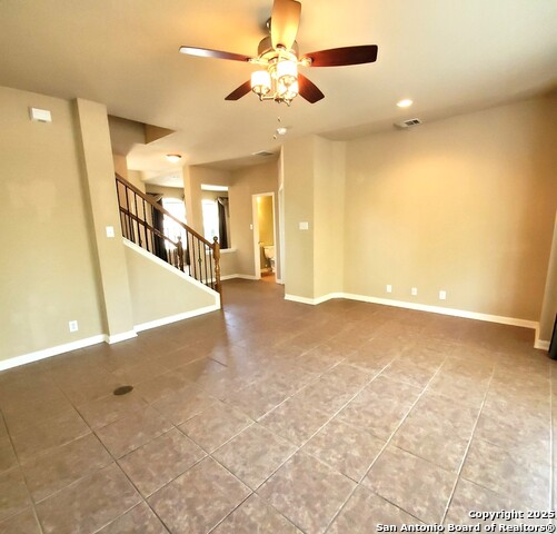 Image 11 of 28 For 310 Royal Troon Dr