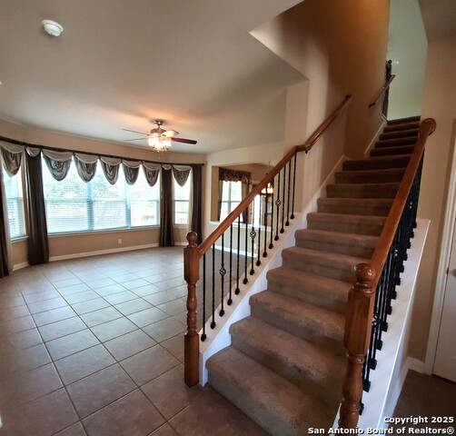 Image 8 of 28 For 310 Royal Troon Dr