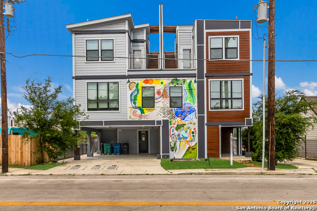 Details for 225 Pine S 101, San Antonio, TX 78203
