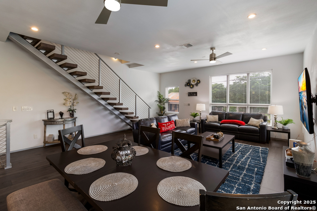 Listing photo id 5 for 225 Pine S 101