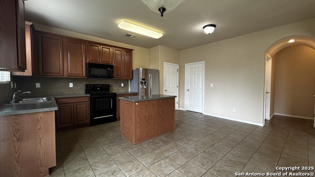 Image 14 of 39 For 6324 Parsley Hill