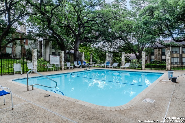 Details for 11303 Vance Jackson  H2, San Antonio, TX 78230