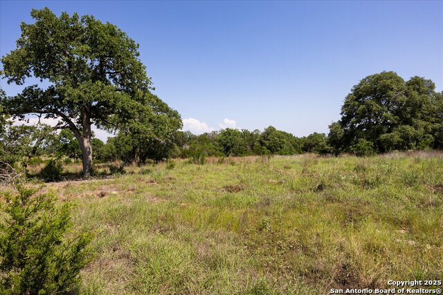 Image 10 of 54 For 32568 Tierra Robles Dr