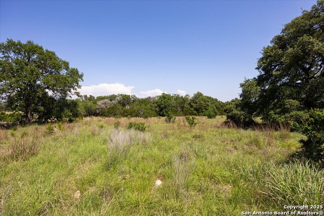 Image 12 of 54 For 32568 Tierra Robles Dr