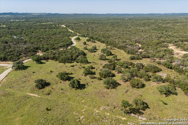 Image 38 of 54 For 32568 Tierra Robles Dr