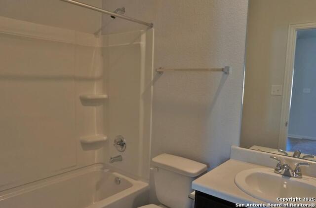 Listing photo id 6 for 7374 Braes Corner